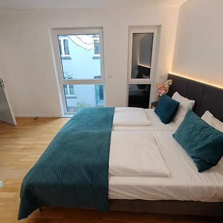B-chill House *