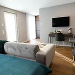 B-chill House