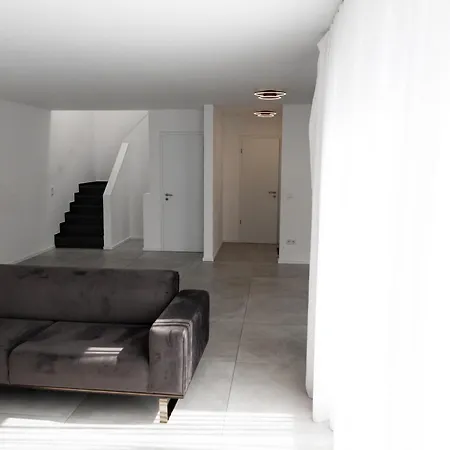 B-chill House