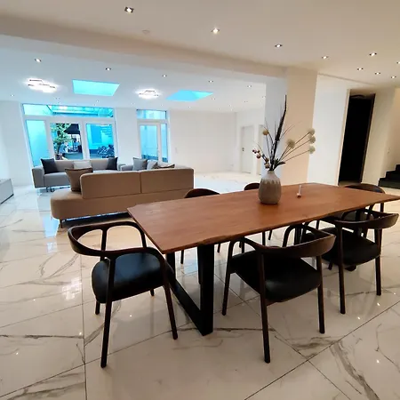 B-chill House Apartment *