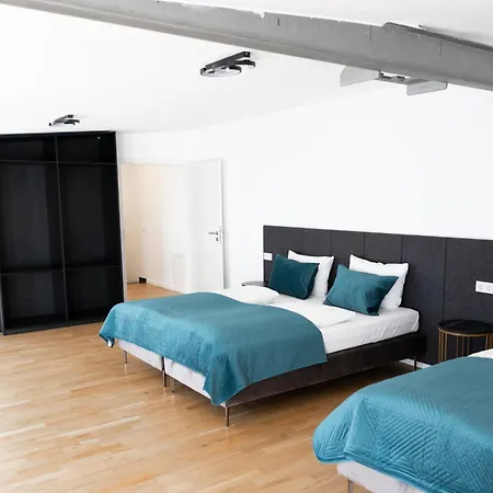 Apartment B-chill House